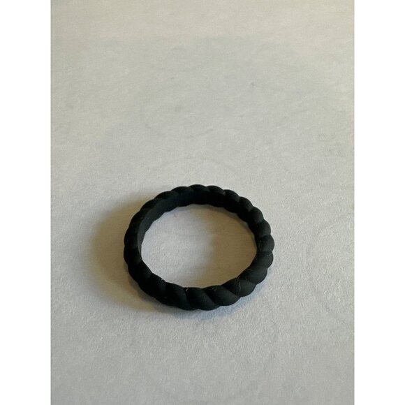 Enso Silicone Ring Unisex Size 4 Solid Black Silicone Rope Ring Comfortable Chic - Picture 3 of 3